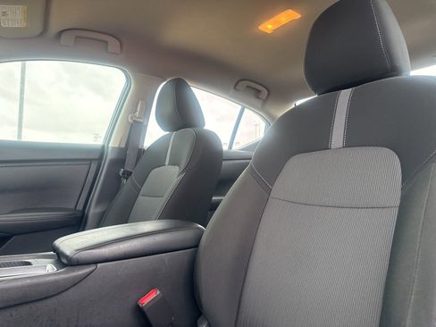 Certified 2025 Nissan Sentra SV image 37