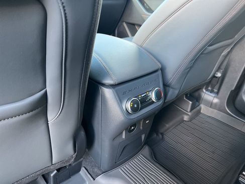 New 2025 Ford Explorer Active w/ Active Comfort Package image 15