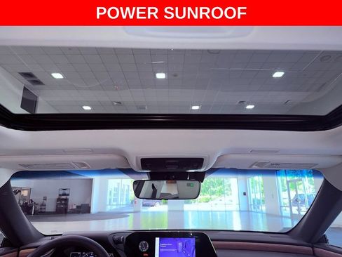 Used 2024 Lexus ES 350 w/ Premium Package FWD image 10
