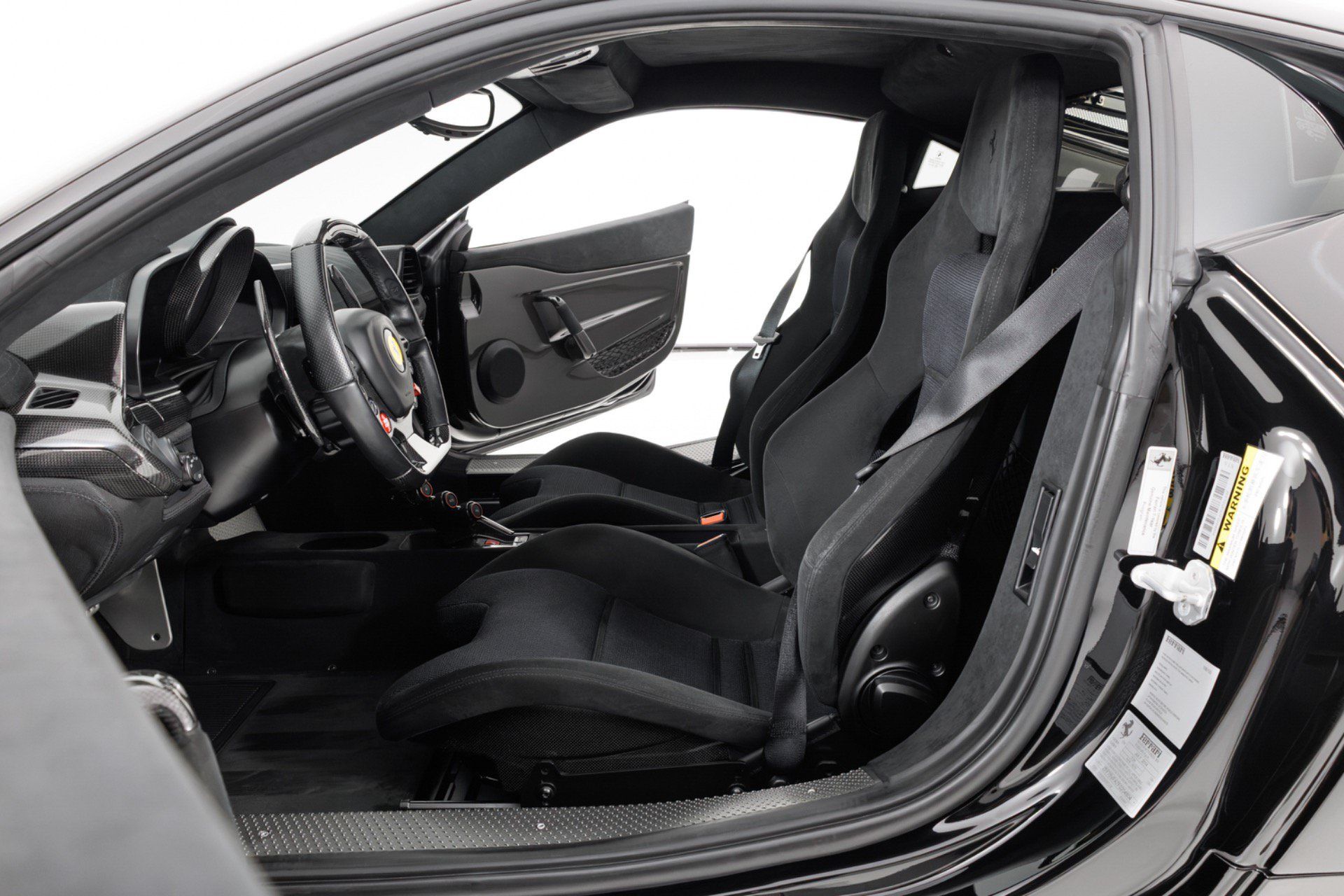 Used 2015 Ferrari 458 Speciale Coupe RWD image 14