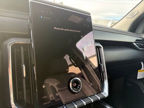 New 2026 GMC Acadia Elevation image 20