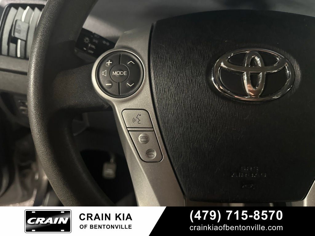 Used 2015 Toyota Prius Three FWD image 18
