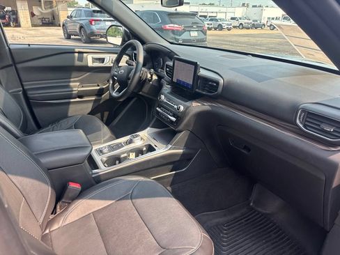 Certified 2020 Ford Explorer Limited w/ Class III Trailer Tow Package AWD/4WD image 17