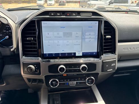 Used 2022 Ford F250 Lariat AWD/4WD image 15