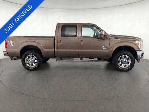 Used 2016 Ford F250 Lariat w/ Lariat Ultimate Package AWD/4WD image 2