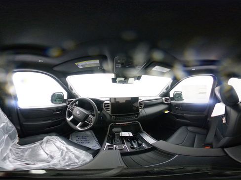 New 2026 Toyota Tundra Platinum image 17