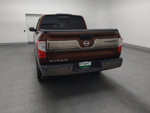 Used 2017 Nissan Titan Platinum Reserve RWD image 6