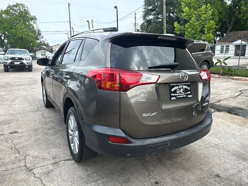 Used 2013 Toyota RAV4 Limited FWD image 5