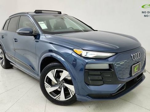 Used 2025 Audi Q6 e-tron Premium w/ Convenience Package AWD/4WD image 1