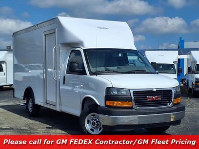 New 2025 GMC Savana 3500 w/ Power Convenience Package