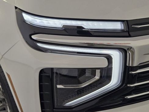 New 2026 Chevrolet Suburban LT w/ Comfort Package image 10