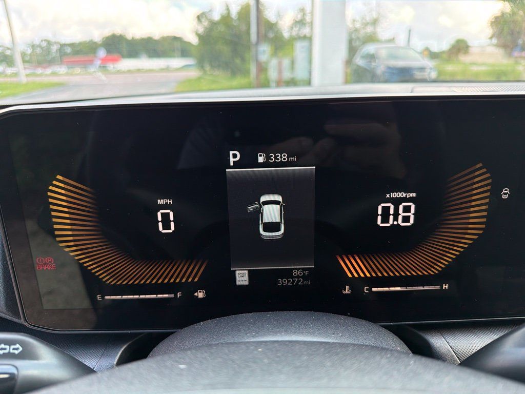 Used 2025 Kia K4 FWD image 2