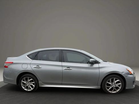 Used 2014 Nissan Sentra SR FWD image 4