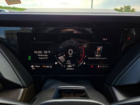Used 2026 GMC Yukon Denali Ultimate AWD/4WD image 22