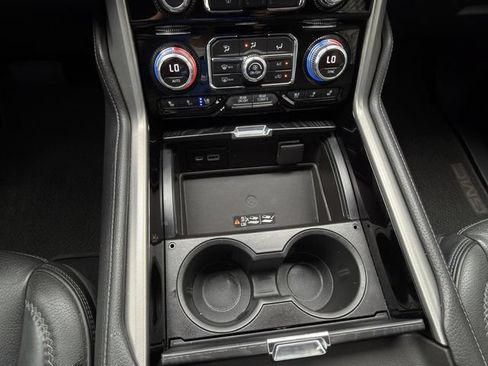 Certified 2022 GMC Yukon XL Denali AWD/4WD image 25