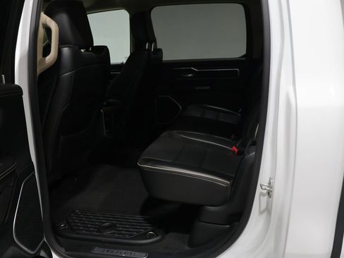 Used 2020 RAM 1500 Laramie AWD/4WD image 17