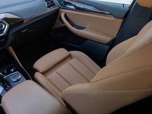 Certified 2025 BMW X4 xDrive30i AWD/4WD image 26