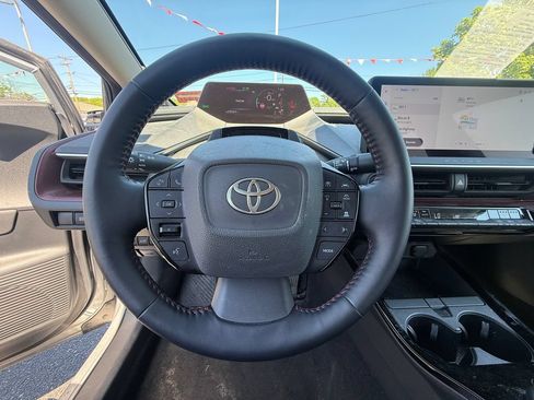 Certified 2023 Toyota Prius Prime Premium FWD image 8