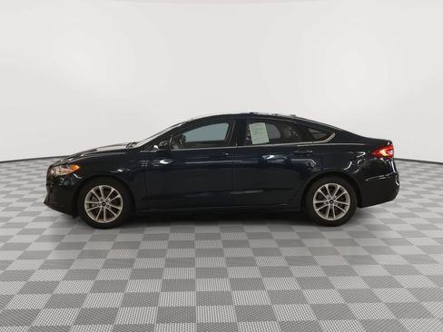 Used 2020 Ford Fusion SE FWD image 23