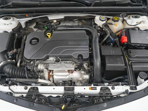 Used 2023 Chevrolet Malibu LT FWD image 30
