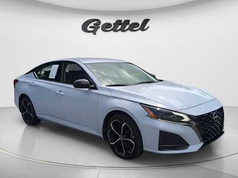 Used 2024 Nissan Altima 2.5 SR image 5