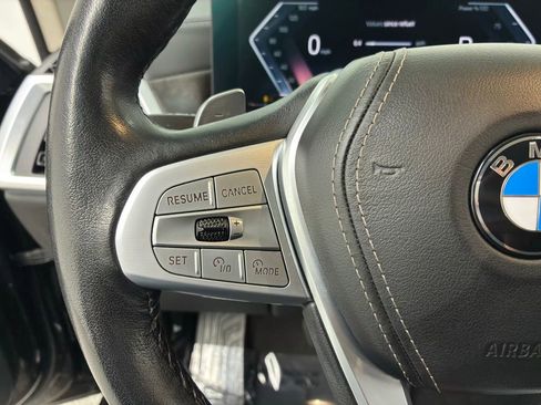 Used 2023 BMW X7 xDrive40i w/ Premium Package image 24