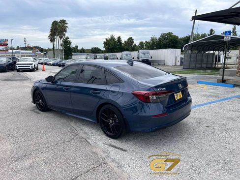 Used 2025 Honda Civic Sport image 9
