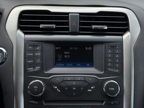 Used 2018 Ford Fusion S FWD image 37