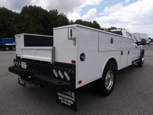 Used 2024 Ford F550 4x4 Crew Cab Super Duty w/ XLT Value Package image 7