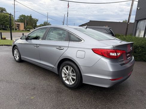 Used 2015 Hyundai Sonata SE FWD image 5