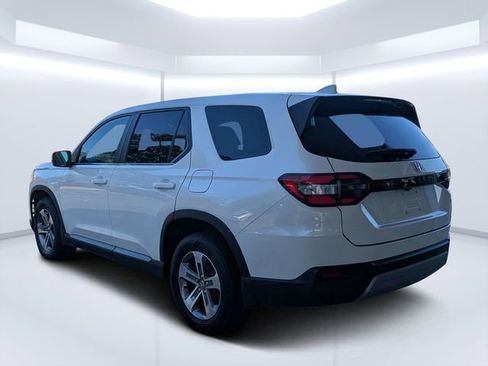 Used 2024 Honda Pilot EX-L image 5