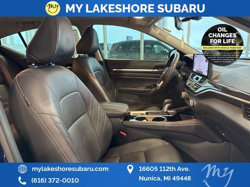 Used 2024 Nissan Altima 2.5 SR w/ SR Premium Package image 30