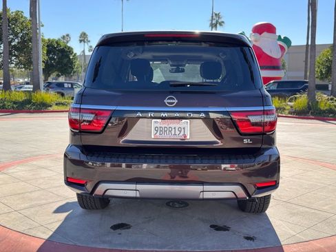 Certified 2022 Nissan Armada SL w/ Captain's Chairs Package image 7