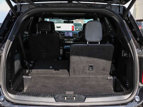Used 2020 Ford Explorer Limited image 28