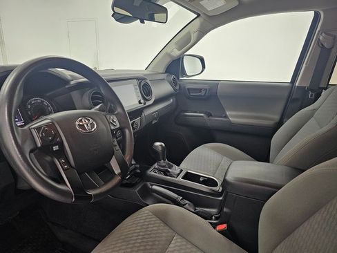 Used 2021 Toyota Tacoma SR w/ SR Convenience Package image 11