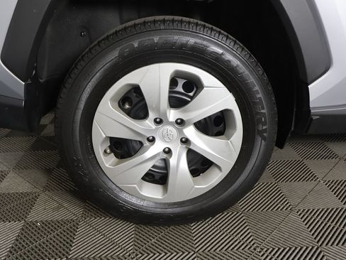 Used 2023 Toyota RAV4 LE FWD image 17