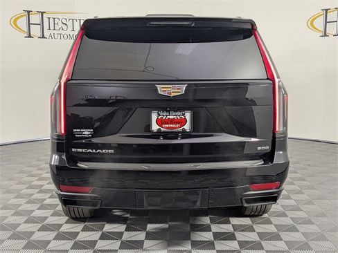 Used 2024 Cadillac Escalade Sport image 6