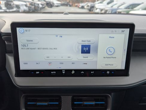 New 2026 Ford Maverick Lobo image 23