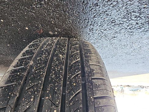 Used 2023 Chevrolet Malibu LT image 10