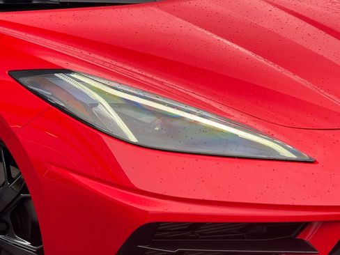 Used 2021 Chevrolet Corvette Stingray Coupe w/ Z51 Performance Package image 36