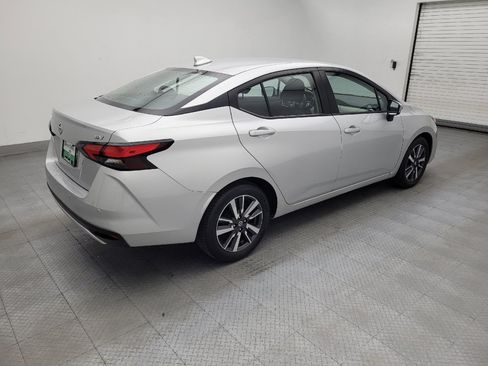 Used 2021 Nissan Versa SV FWD image 10