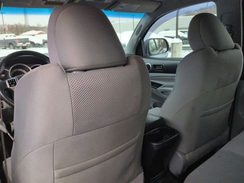 Used 2012 Toyota Tacoma 4x4 Double Cab image 19