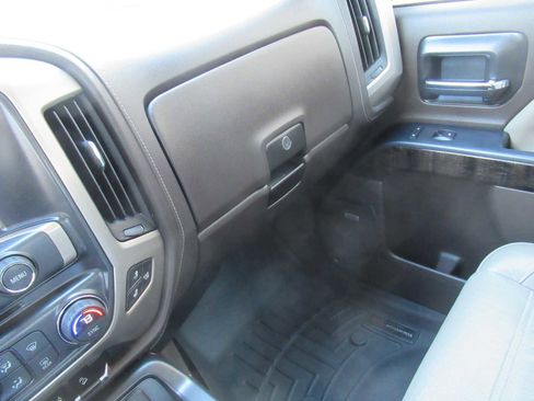 Used 2014 GMC Sierra 1500 Denali w/ Driver Alert Package image 34