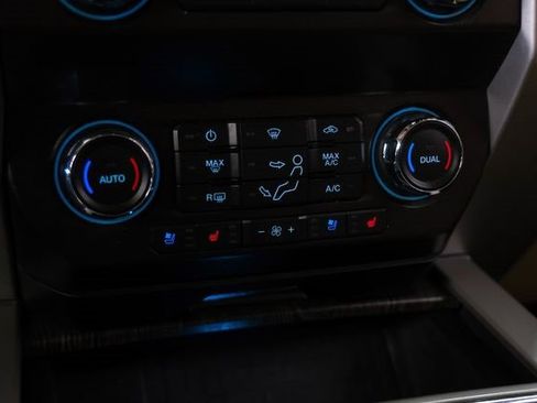 Used 2020 Ford F250 Lariat w/ Lariat Ultimate Package image 27