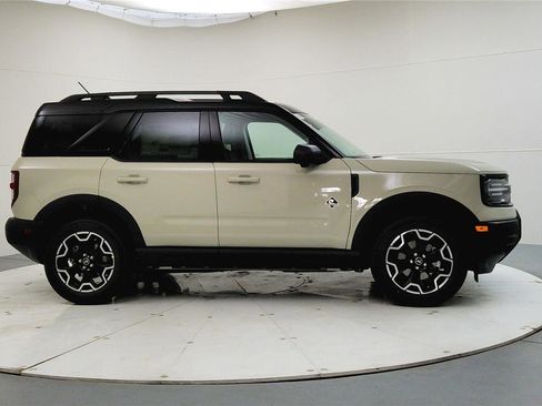 New 2025 Ford Bronco Sport Outer Banks w/ Outer Banks Tech Package+ image 9