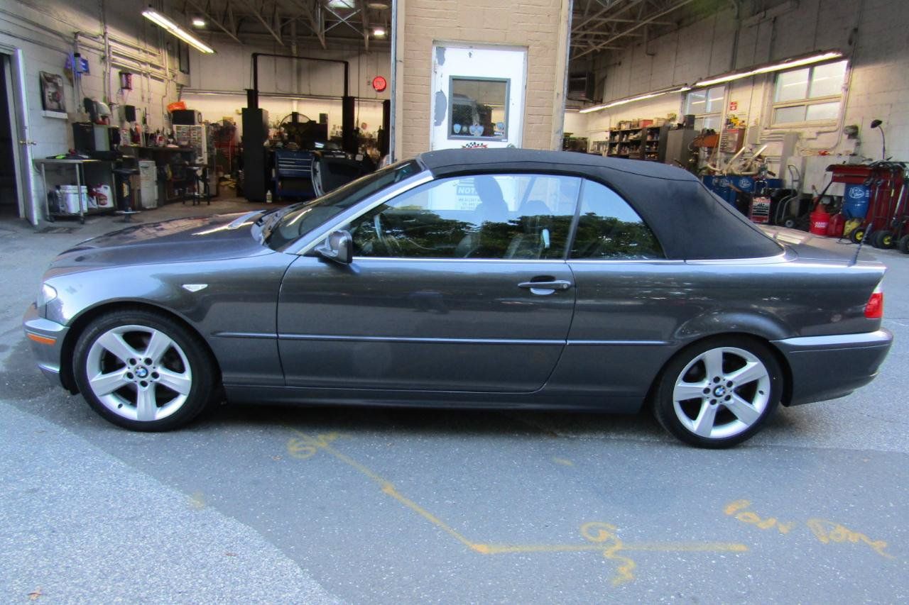 Used 2006 BMW 325Ci Convertible RWD image 2