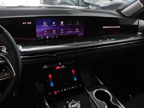 Used 2026 Cadillac Escalade V AWD/4WD image 44