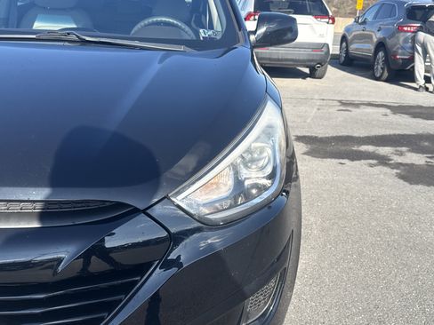 Used 2015 Hyundai Tucson GLS w/ Option Group 02 image 9