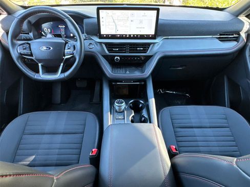 Used 2025 Ford Explorer ST-Line w/ Premium Package image 23