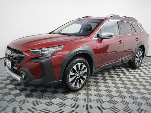Used 2024 Subaru Outback Touring w/ Popular Package #2 AWD/4WD image 2